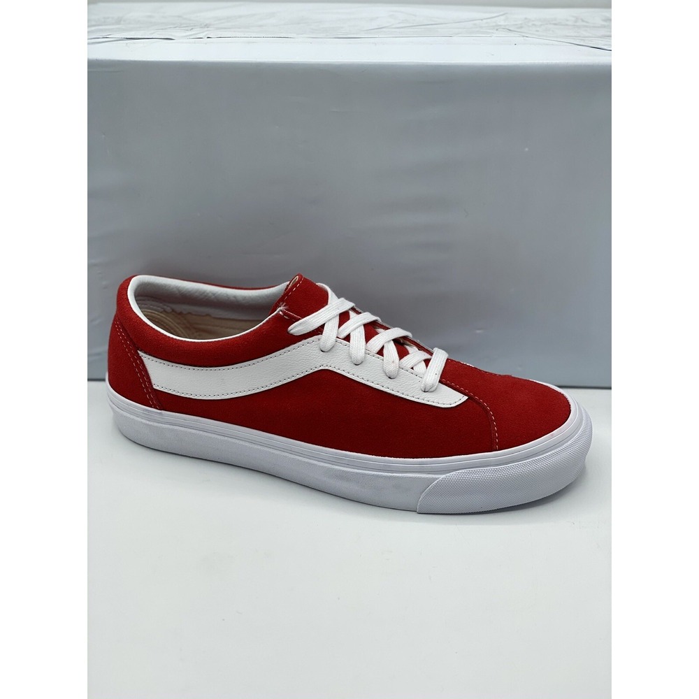 VANS Old Skool Men's Skate Sneaker Size 9 NWOB